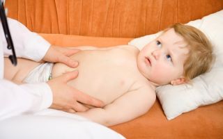 У ребенка сильно болит живот в районе пупка, основные причины