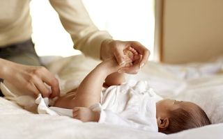 Пенистый стул у грудничка — причины кала с пеной у новорожденного