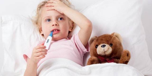 Боли в животе у ребенка - что делать если болит желудок у ребенка