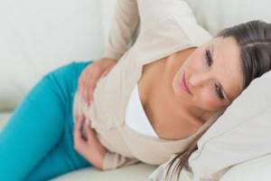 Почему болит поджелудочная железа, основные симптомы и лечение