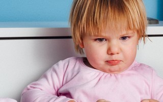 Понос после антибиотиков у ребенка – что делать и как лечить?