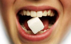 Сладкий привкус во рту: причины у женщин и мужчин и лечение сладкой слюны