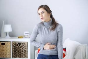 Слабый желудок: причины, симптомы, лечение