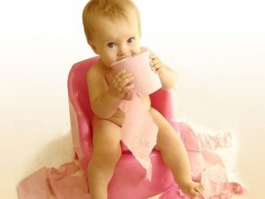 Понос у ребенка 10 месяцев: причины, первая помощь, лечение